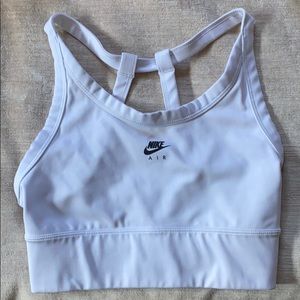 NWOT Nike Air Sports Bra